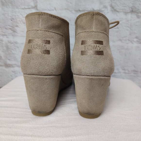 Toms Womens Ankle Booties Desert Wedge Heel Lace Up Boots Suede Taupe Tan Sz 8 - Picture 3 of 15